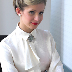 Elle Richie Malteasing