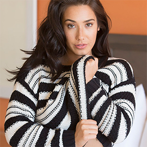 Eva Lovia Keeping Warm In Bed