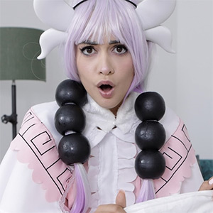 Ginebra Bellucci She Really Loves Manga