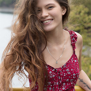 Irene Rouse In Prague Watch4Beauty