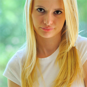 Kennedy Petite Beauty