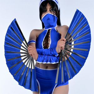 Kitana Mortal Kombat Cosplay Mate