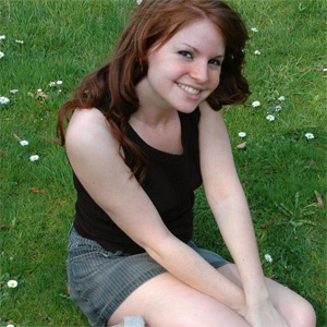 Laula Cute Redhead