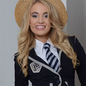 Lexi Young Cute New Student