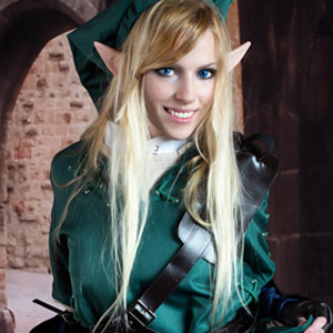 Cute Blondie Plays Link Cosplay