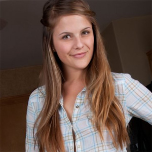 Noelle Plaid Cutie