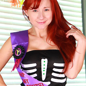 Sexy Pattycake Skin and Bones