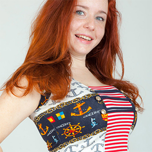 Sara Nikol Beautiful Redhead Gets Naked