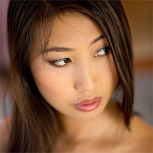 Sharon Lee Desire