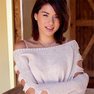 Shyla Jennings Sunday Afternoon